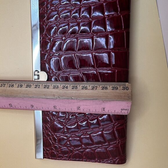 Women's Slim Vintage Faux Crocodile Wallet Mint Condition 1970's w/ 9 Card Slots - Picture 15 of 15